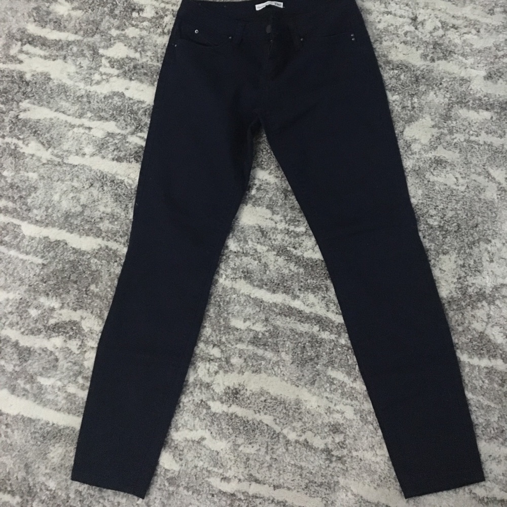 YMI Wannabetta Butt Dark Navy Leggings size 11